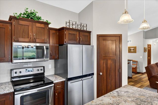 1226 Olivia Street SE, New Prague, MN 56071