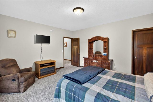 1226 Olivia Street SE, New Prague, MN 56071