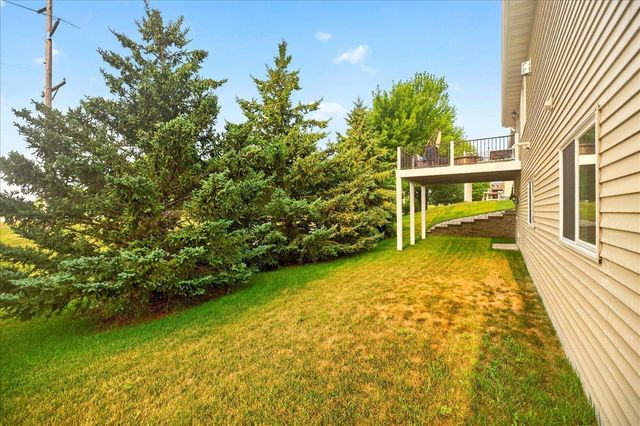 1226 Olivia Street SE, New Prague, MN 56071