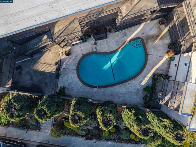 1743 Carmel Dr 17, Walnut Creek, CA 94596