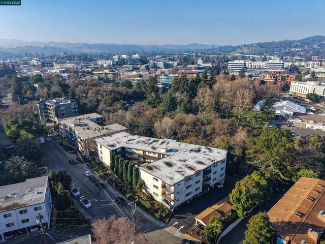 1743 Carmel Dr 17, Walnut Creek, CA 94596