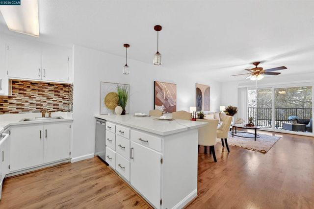 1743 Carmel Dr 17, Walnut Creek, CA 94596