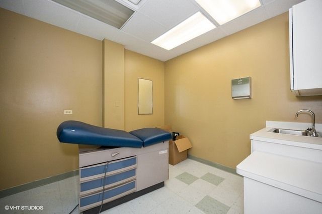 111 N Wabash Avenue 1212, Chicago, IL 60602