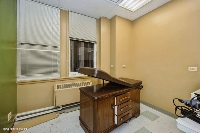 111 N Wabash Avenue 1212, Chicago, IL 60602