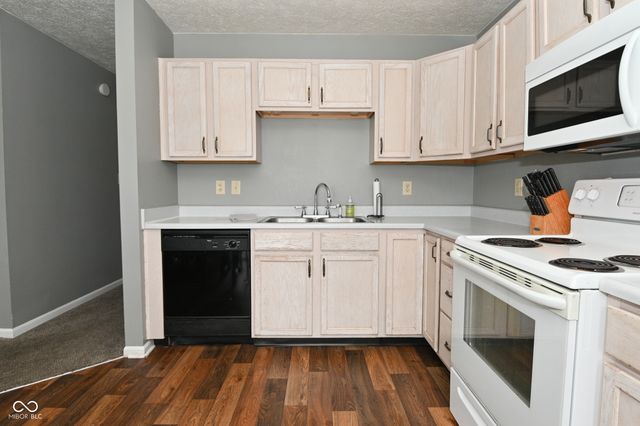 6022 Wildcat Drive, Indianapolis, IN 46203