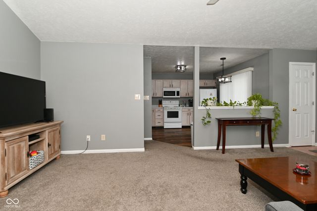 6022 Wildcat Drive, Indianapolis, IN 46203