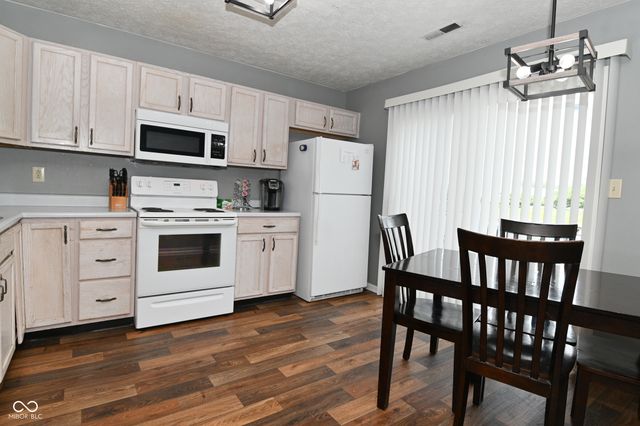 6022 Wildcat Drive, Indianapolis, IN 46203