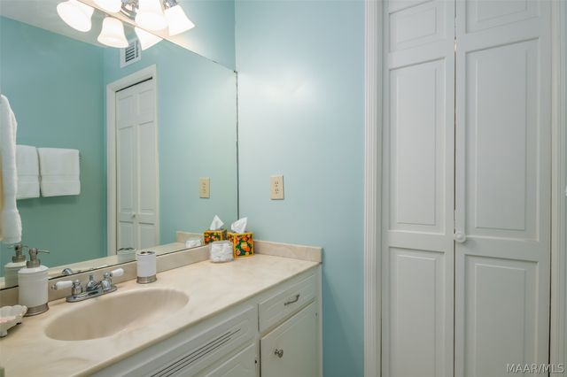 2914 Canterbury Drive, Montgomery, AL 36111