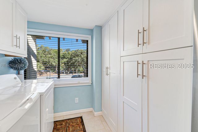 21 S Forest Beach Dr Apt 221, Hilton Head Island, SC 29928