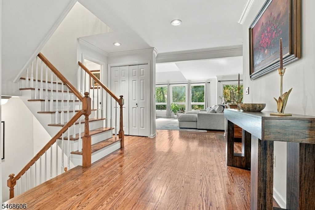 32 ROBERTS CIRCLE, Bernards Twp., NJ 07920 — photo 2