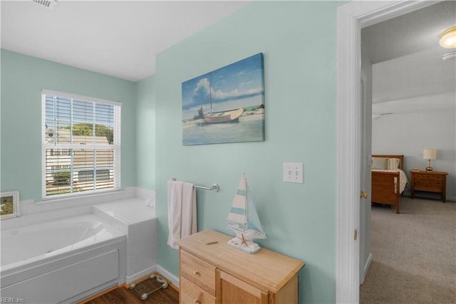 2711 Deerfield CRES, Chesapeake, VA 23321