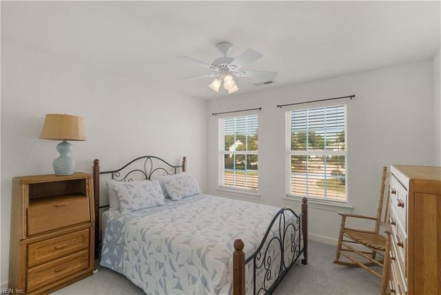 2711 Deerfield CRES, Chesapeake, VA 23321