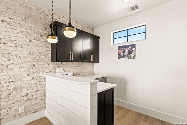 23007 daniel, San Antonio, TX 78255