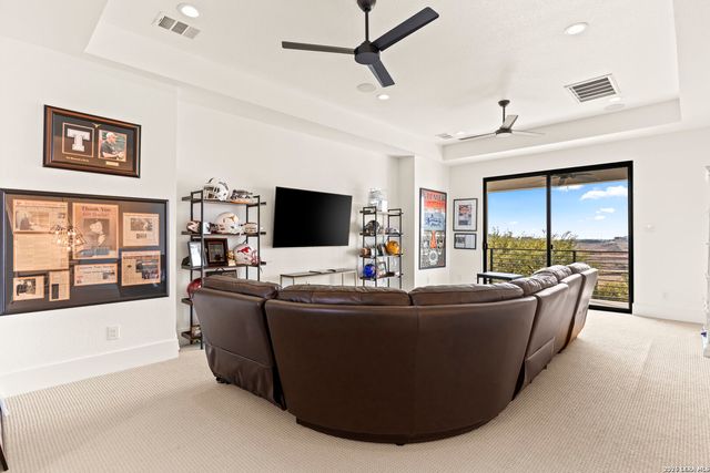 23007 daniel, San Antonio, TX 78255