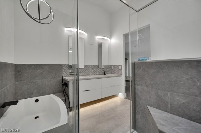 9180 Mohawk Street, Las Vegas, NV 89139