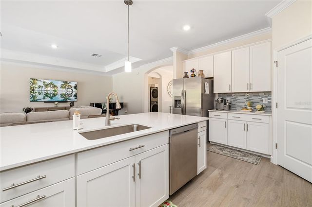 5030 SARATOGA SPRINGS RUN, Bradenton, FL 34211