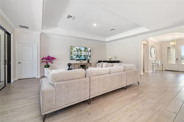5030 SARATOGA SPRINGS RUN, Bradenton, FL 34211