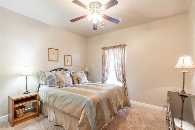 4907 Big Horn Cove, Guthrie, OK 73044