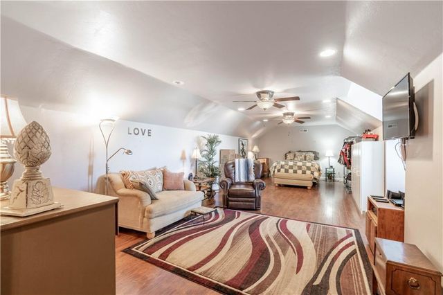 4907 Big Horn Cove, Guthrie, OK 73044
