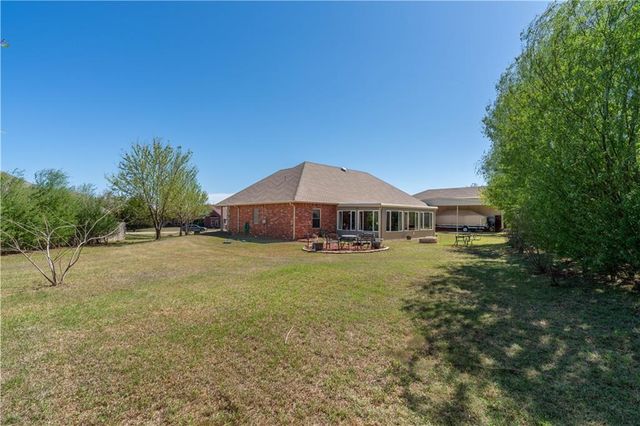 4907 Big Horn Cove, Guthrie, OK 73044
