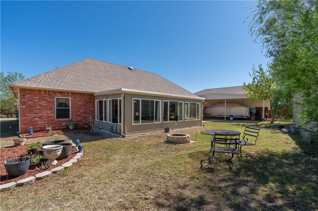 4907 Big Horn Cove, Guthrie, OK 73044
