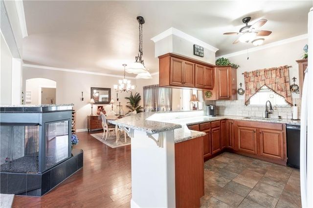 4907 Big Horn Cove, Guthrie, OK 73044