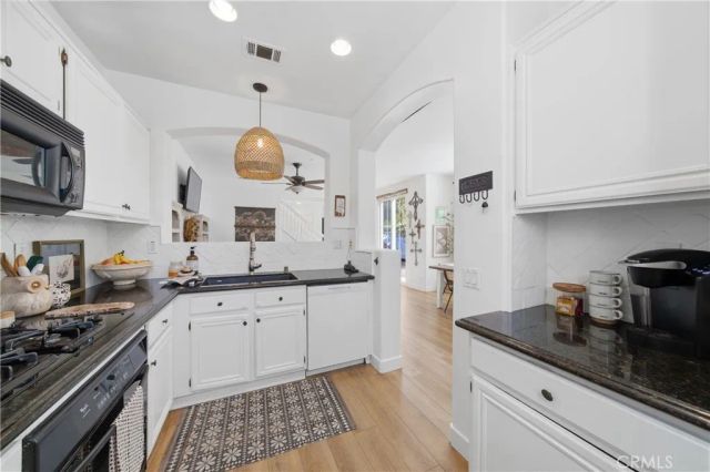 8 Fern Haven Farm, Ladera Ranch, CA 92694