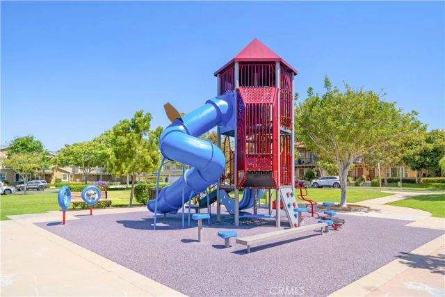 8 Fern Haven Farm, Ladera Ranch, CA 92694