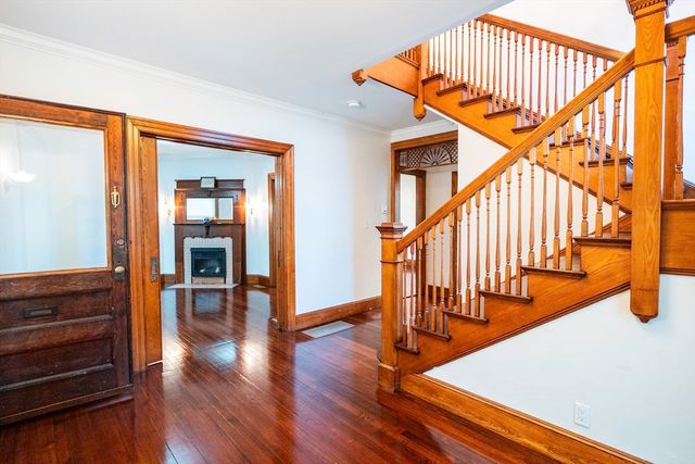 18 N Prospect St, Amherst, MA 01002