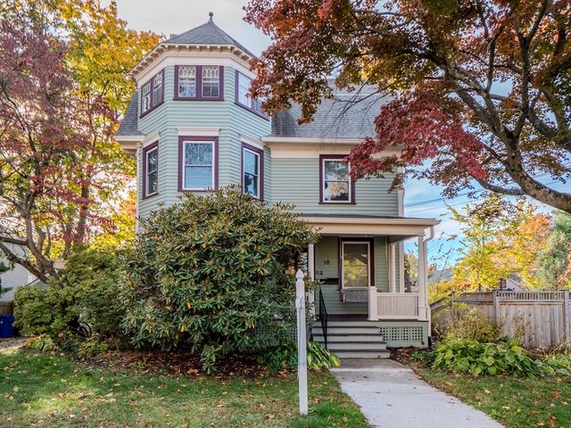18 N Prospect St, Amherst, MA 01002