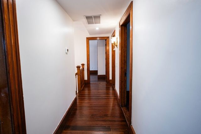 18 N Prospect St, Amherst, MA 01002