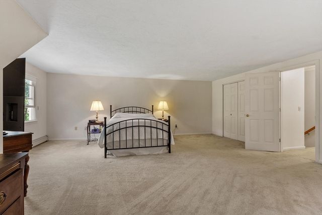 33 Taft Rd, Sterling, MA 01564