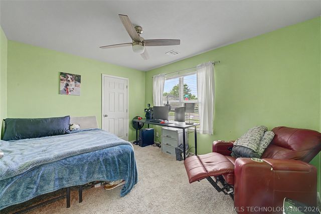 10010 E 109th Place N, Owasso, OK 74055