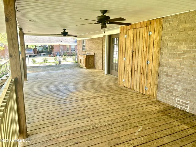 58 Summit Ridge Drive, Brandon, MS 39042