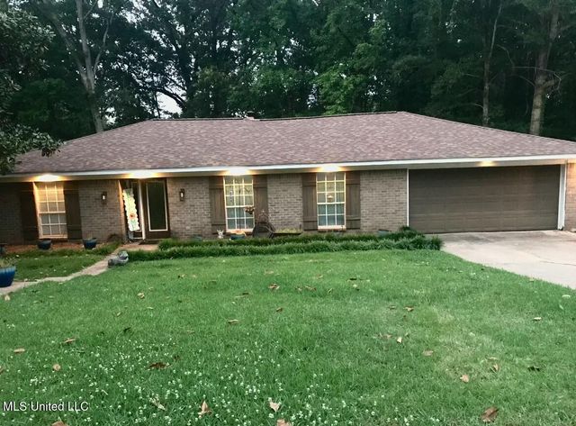 58 Summit Ridge Drive, Brandon, MS 39042