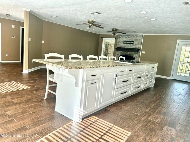58 Summit Ridge Drive, Brandon, MS 39042