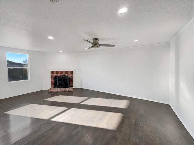 2813 Lake Vista Drive, Wylie, TX 75098