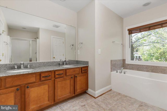 849 VILLAGE CT, Front Royal, VA 22630