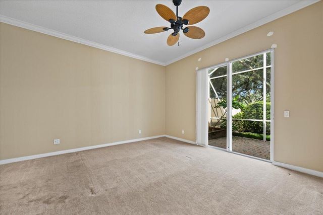 306 Aegean Road, Palm Beach Gardens, FL 33410