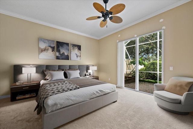 306 Aegean Road, Palm Beach Gardens, FL 33410