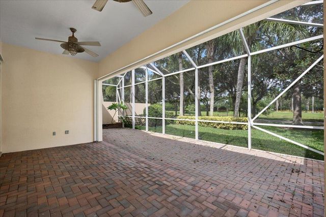 306 Aegean Road, Palm Beach Gardens, FL 33410
