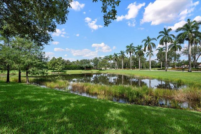 306 Aegean Road, Palm Beach Gardens, FL 33410