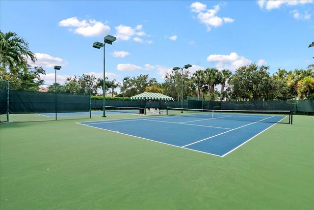 306 Aegean Road, Palm Beach Gardens, FL 33410