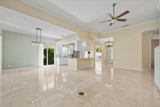 306 Aegean Road, Palm Beach Gardens, FL 33410