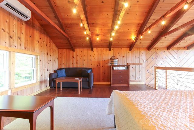 393 Everet Jenkins Road, Robbinsville, NC 28771