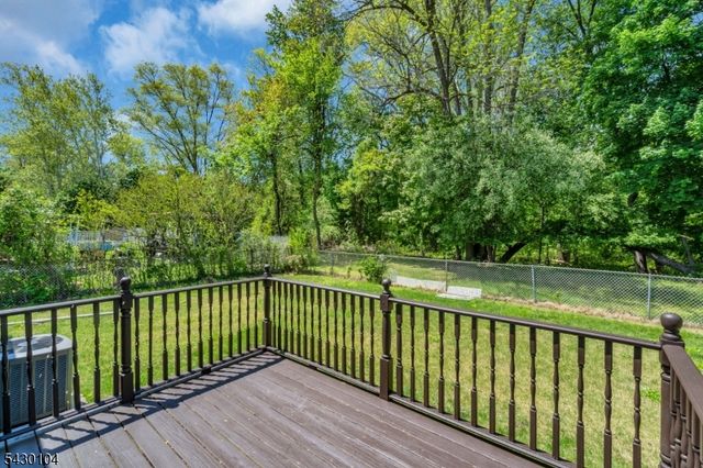 179 Valley View Rd, Hillside Twp., NJ 07205