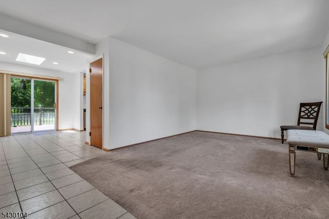 179 Valley View Rd, Hillside Twp., NJ 07205