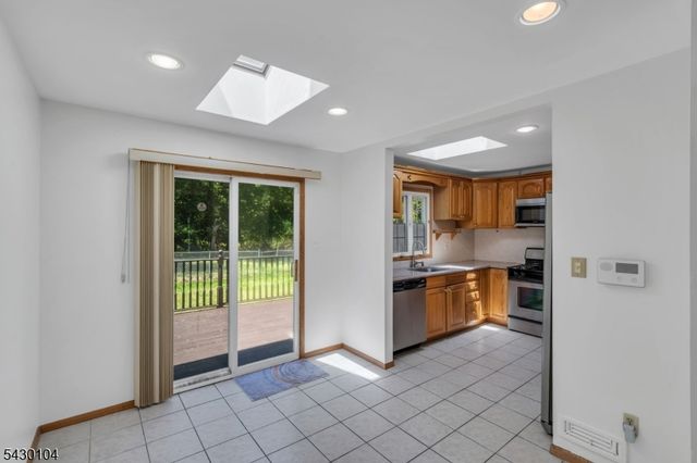 179 Valley View Rd, Hillside Twp., NJ 07205