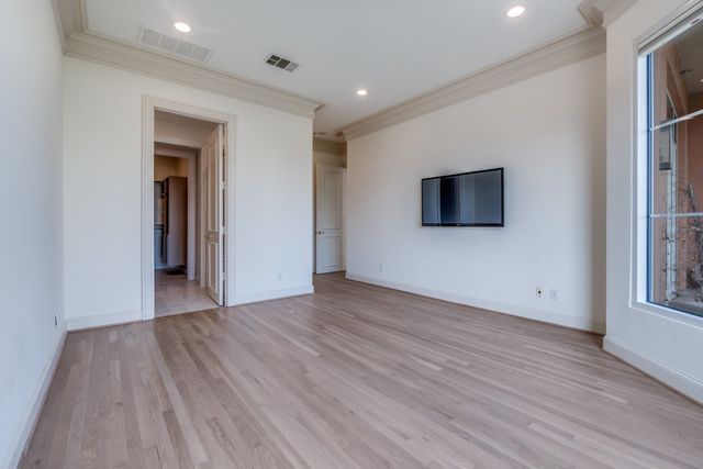 3535 Gillespie Street 507, Dallas, TX 75219