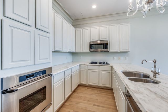 3535 Gillespie Street 507, Dallas, TX 75219